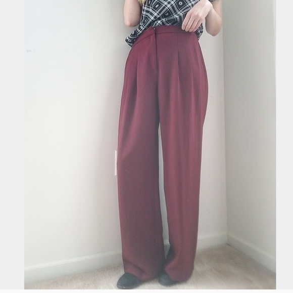 Forever 21 Pants - 🎉SOLD🎉Maroon Forever 21 Pleated Work Pants